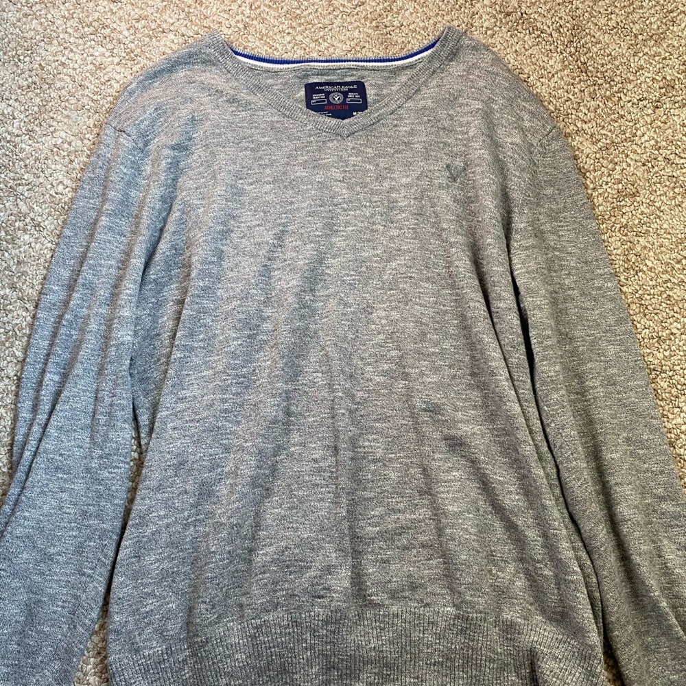 American Eagle Sweater